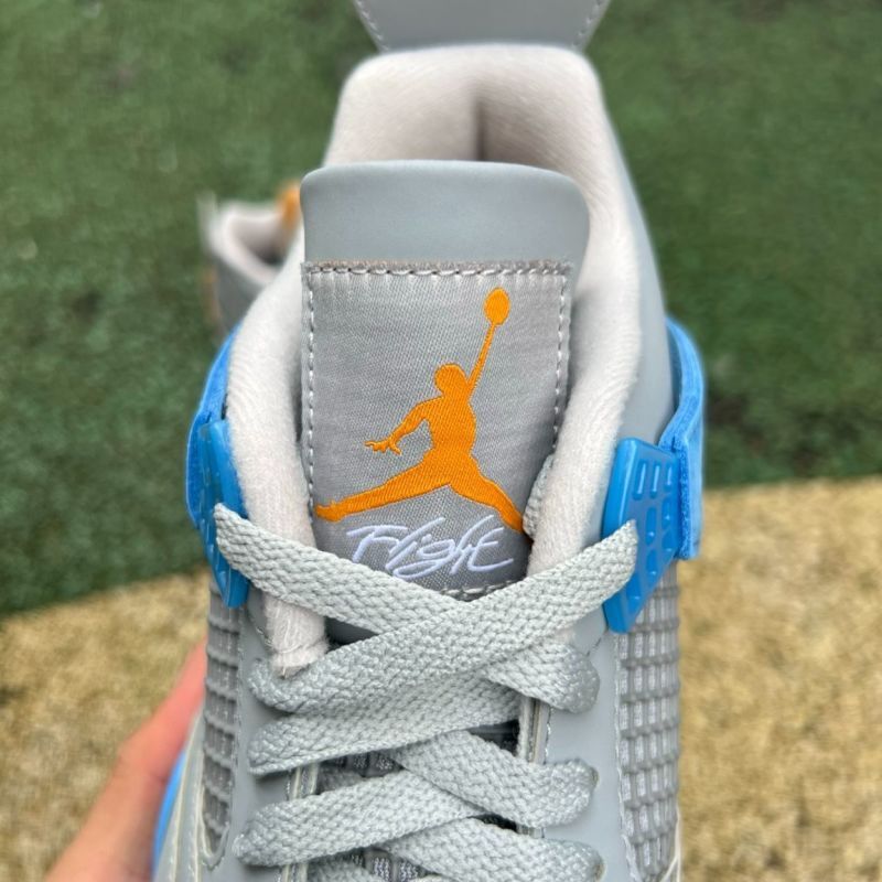 Air Jordan 4 Retro "Cool Grey University Blue"