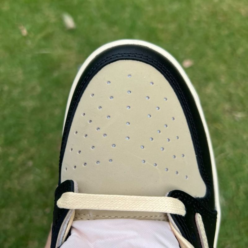Travis Scott x Air Jordan 1 Low OG SP Olive DZ4137-106
