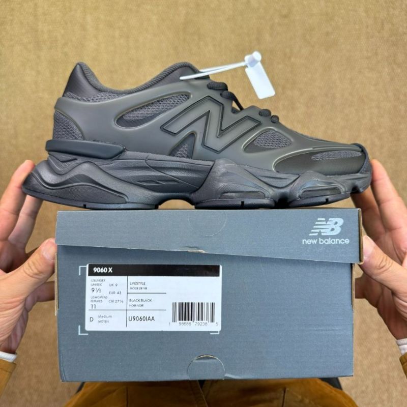 New Balance 9060 Triple Black U9060BLK