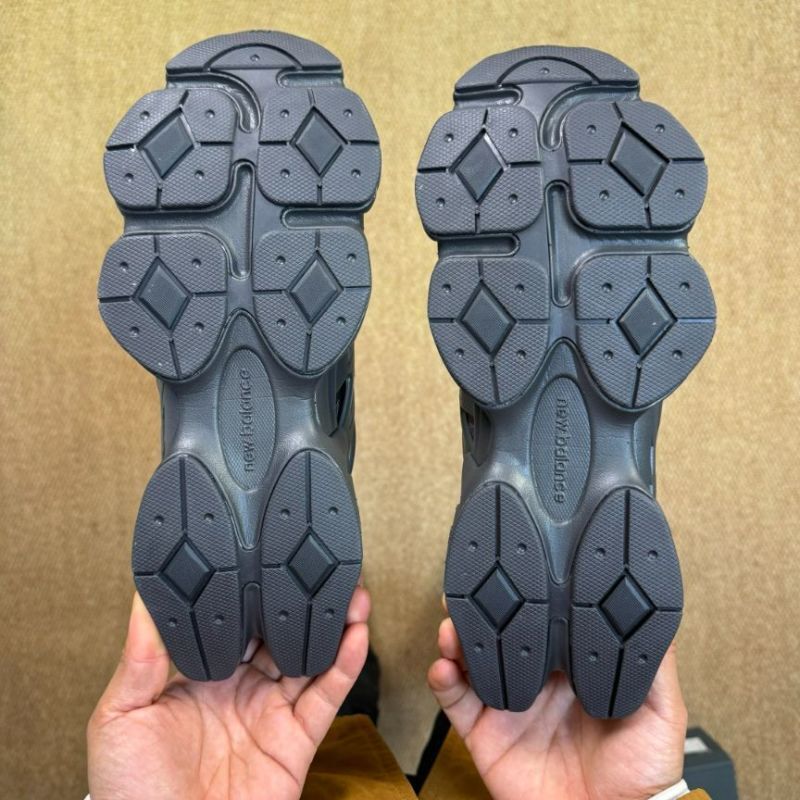 New Balance 9060 Triple Black U9060BLK