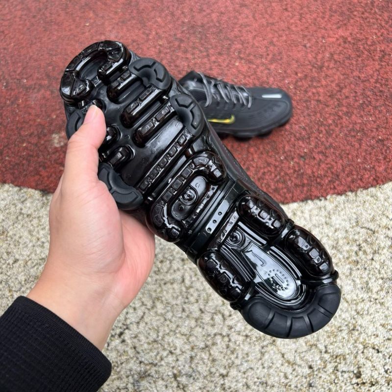 Nike Air Max Plus 'Triple Black' 604133-050