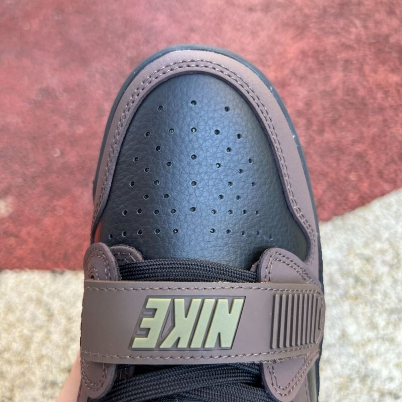 Travis Scott x Nike Air Trainer 1 SP 'Archaeo Brown' DR0915-200