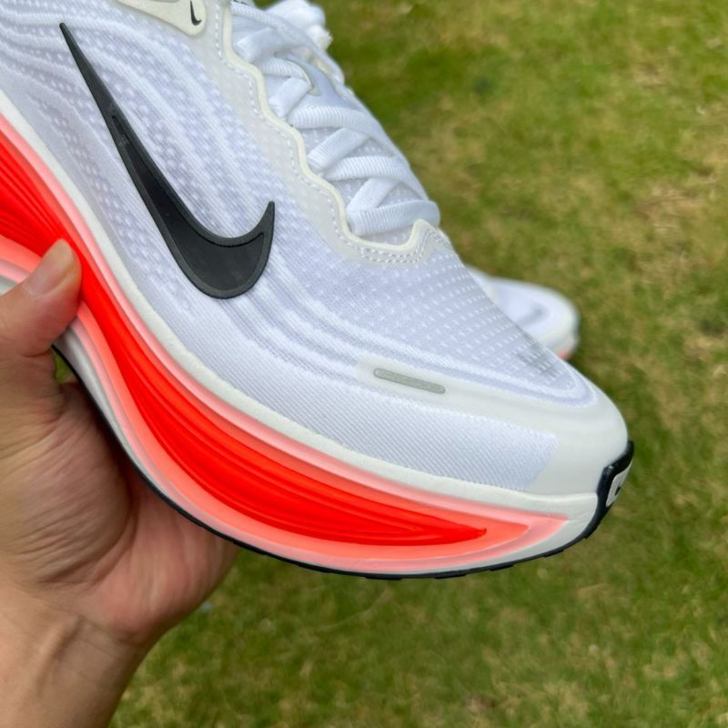 Nike ZoomX Invincible Run Flyknit 3 White Black Bright Crimson FB6588-100