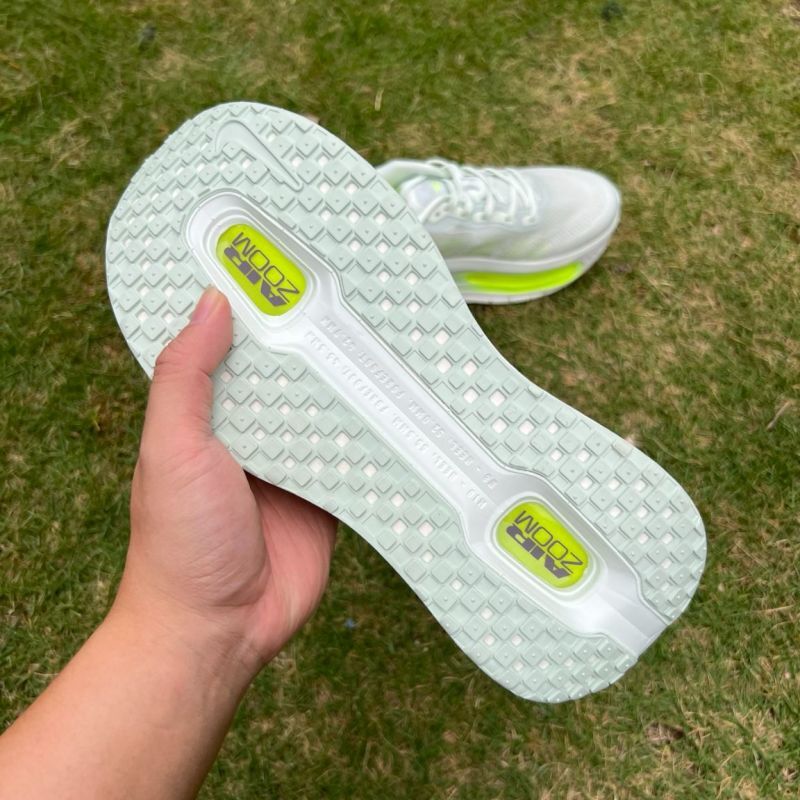 Nike Air Zoom Structure 25 Barely Green Volt DR2695-300