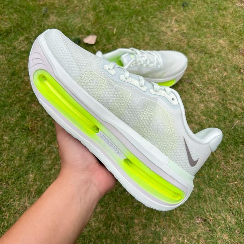 Nike Air Zoom Structure 25 Barely Green Volt DR2695-300
