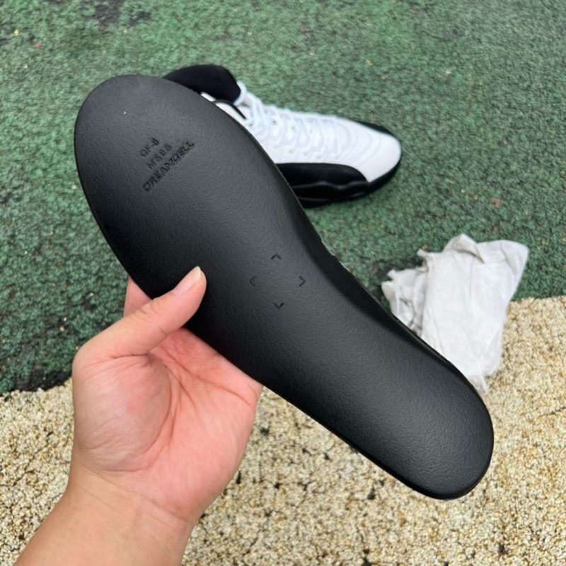 Air Jordan 12 Royalty CT8013-170