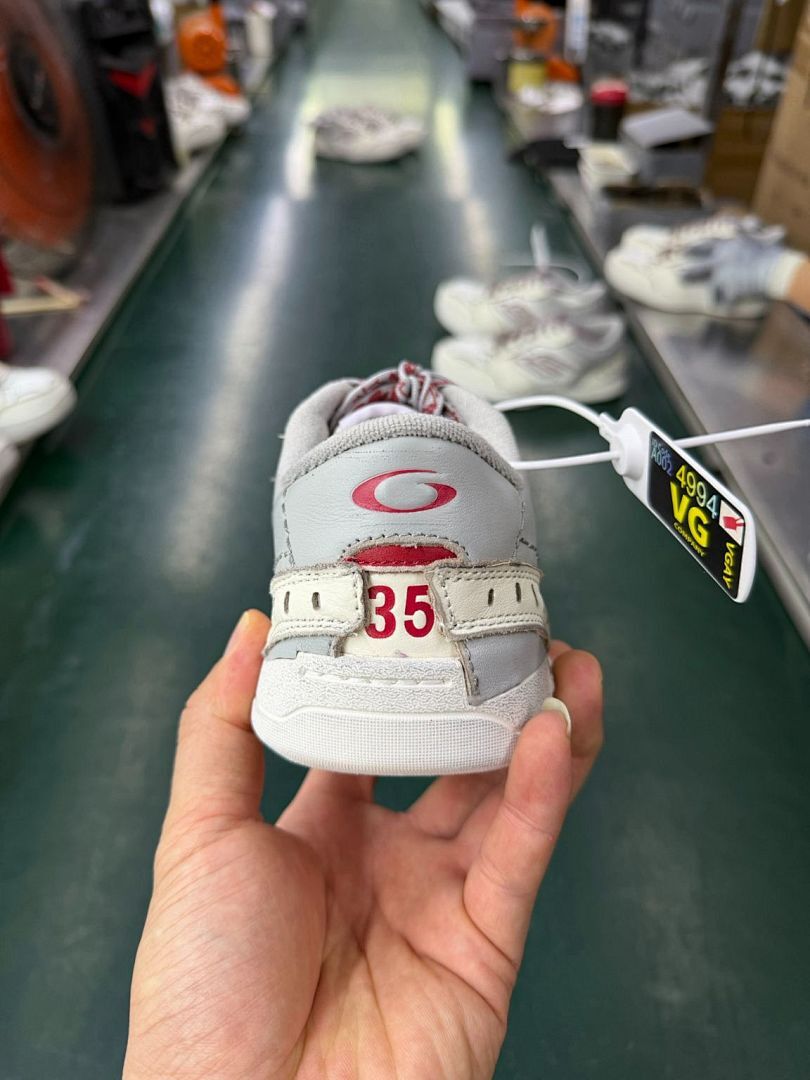 Balenciaga B-Runner Sneakers White Grey Red