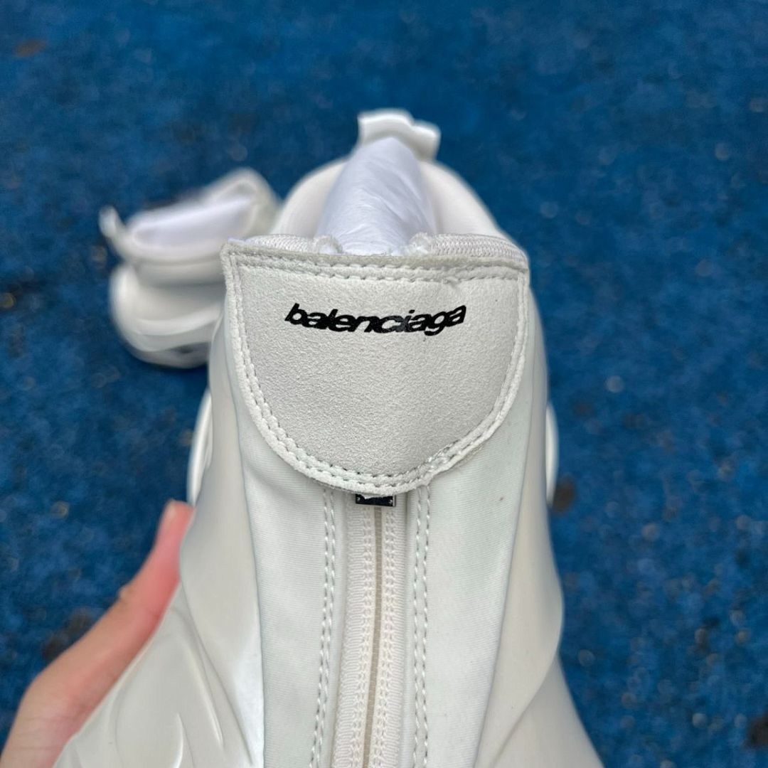 Balenciaga Space Shoe Milk White 700688 W3CV1 9000