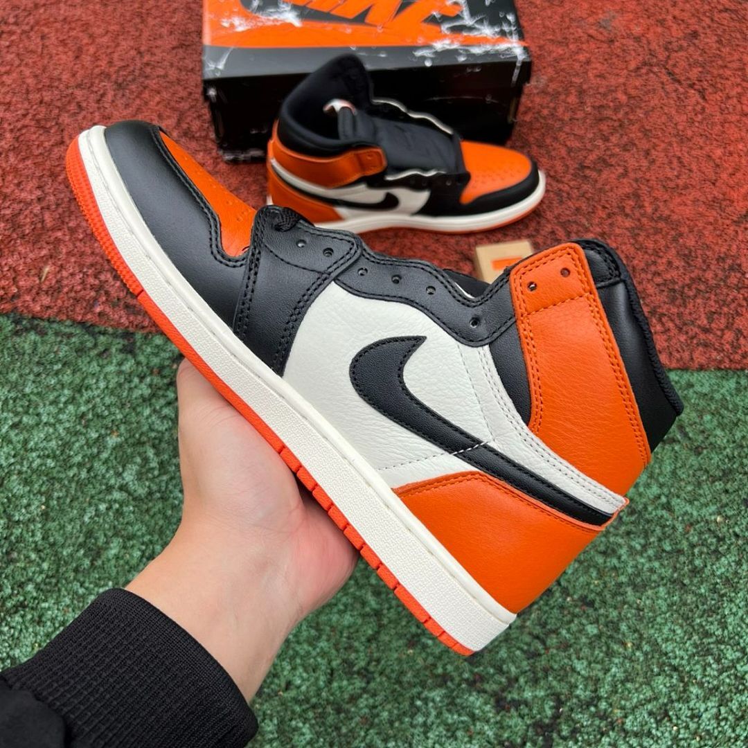 Air Jordan 1 Retro High OG Shattered Backboard 555088-005