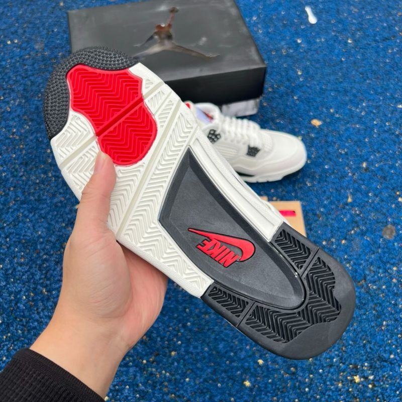 Air Jordan 4 Retro 'Infrared' (CT8527-060)