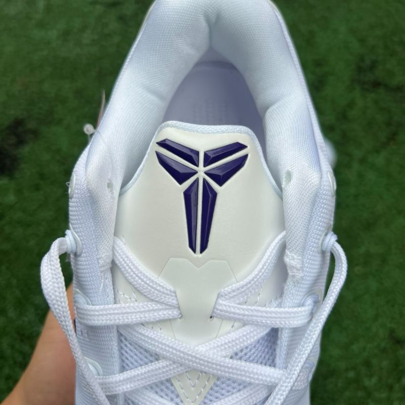Nike Kobe 9 EM Low White Court Purple Black 646701-105
