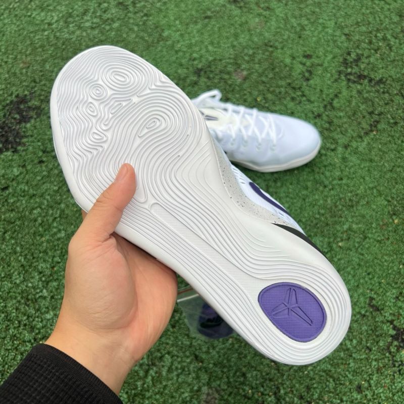 Nike Kobe 9 EM Low White Court Purple Black 646701-105