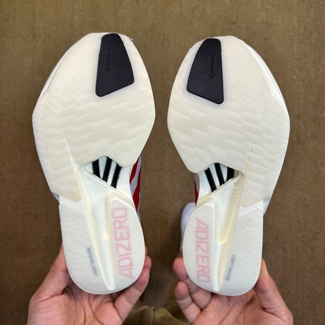 Adidas Adizero Adios Pro 3 GW8472 Cloud White / Solar Red / Core Black