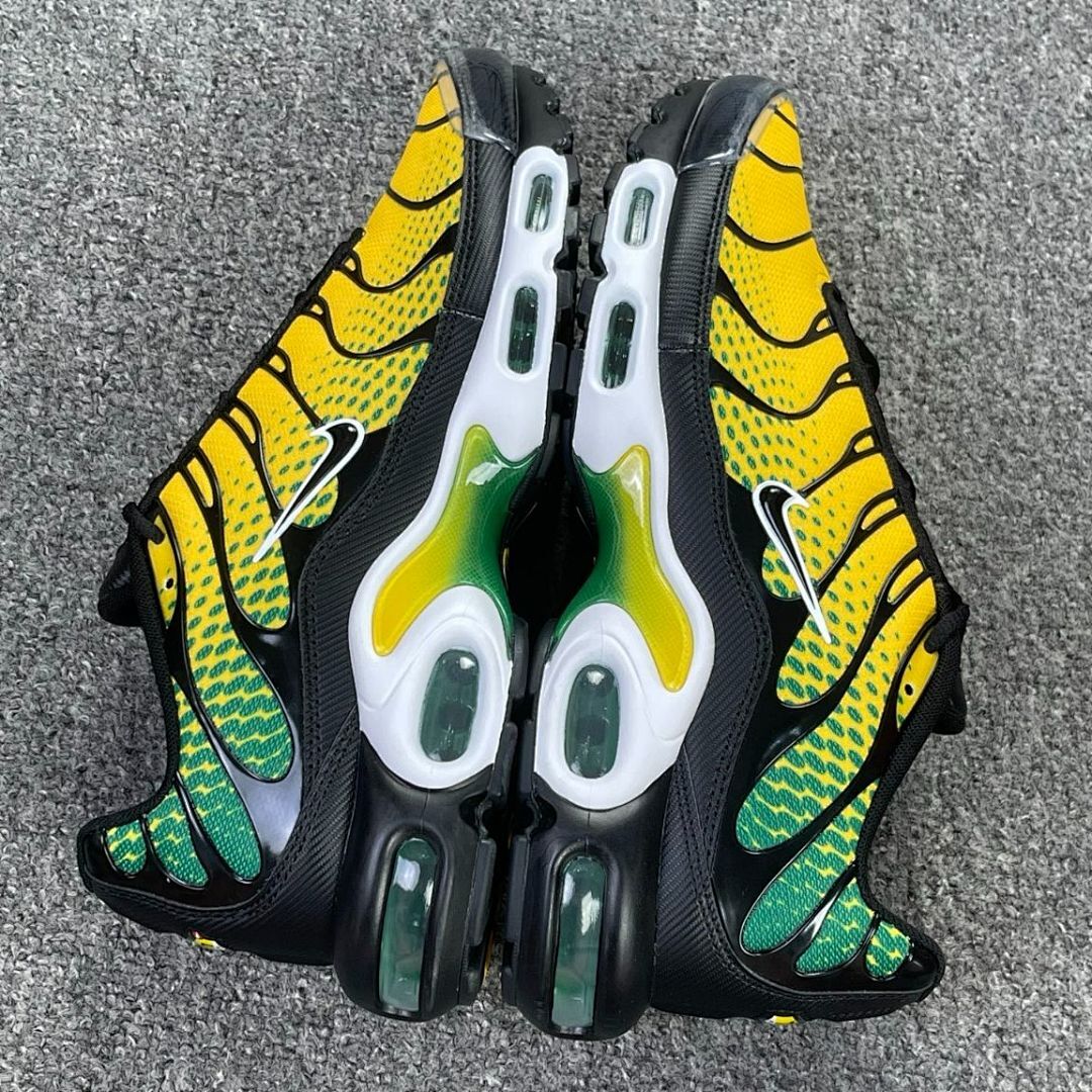Nike Air Max Plus University Gold Green Strike DB0682-700