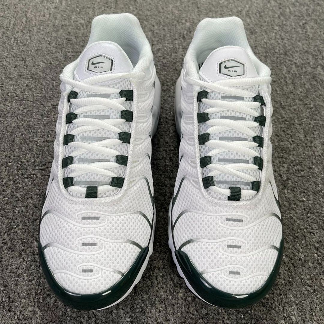 Nike Air Max Plus White Pine Green Metallic Silver