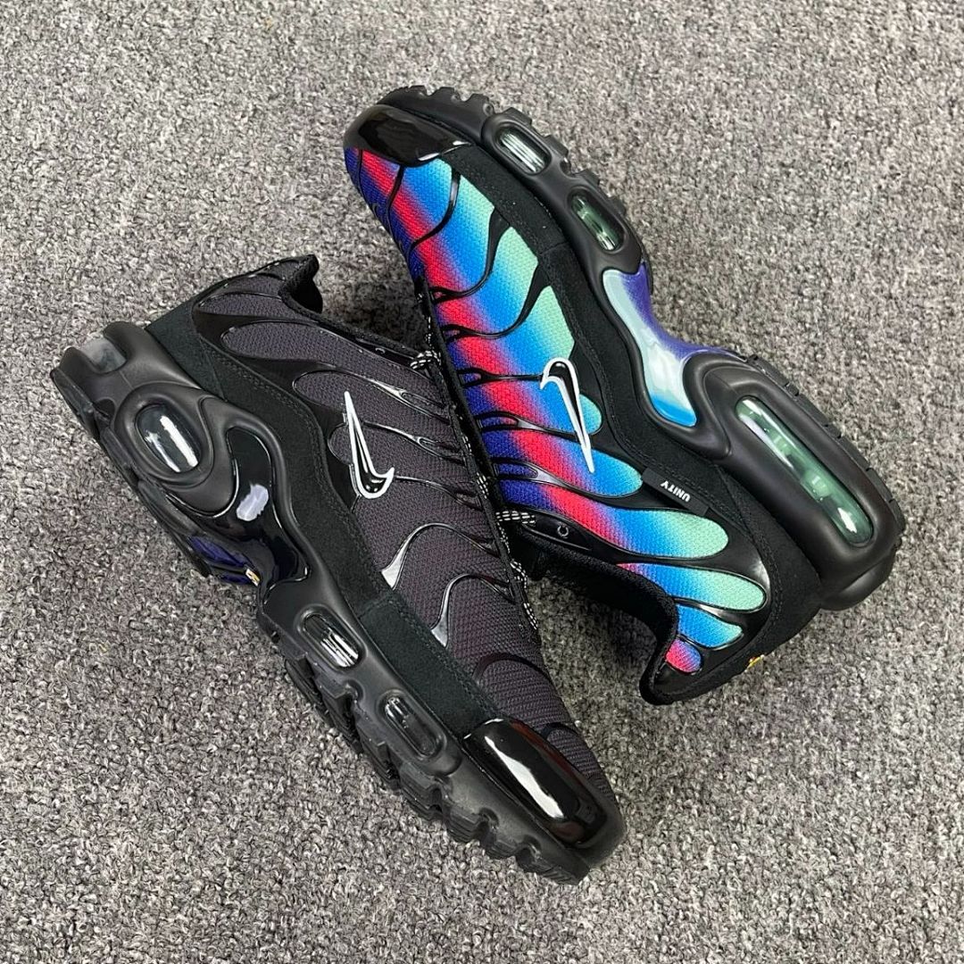 Nike Air Max Plus TN Triple Black 604133-050