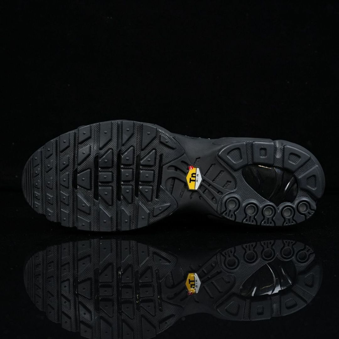 Nike Air Max Plus TN Black Crystal Rhinestone