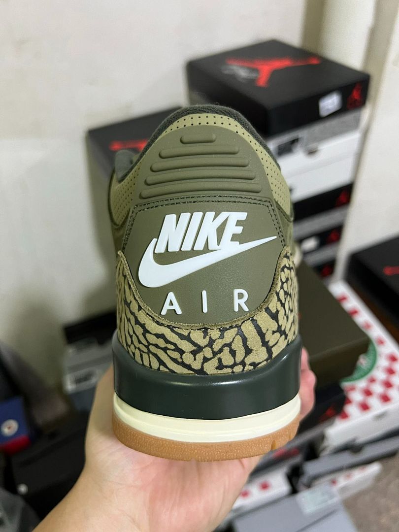 Air Jordan 3 Retro Military Olive CT8532-200