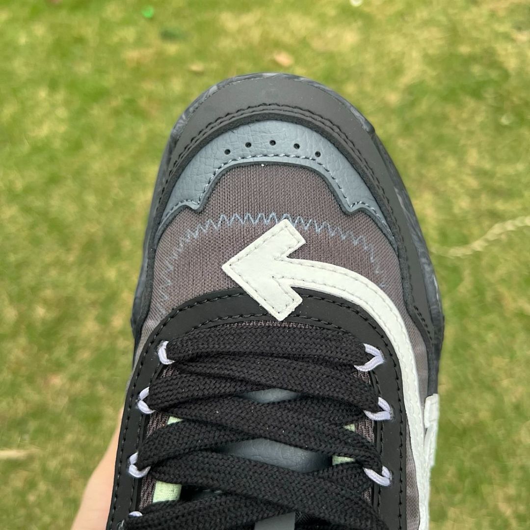 Off-White ODSY-1000 Black White Arrows Green Accent Sneakers Trainers