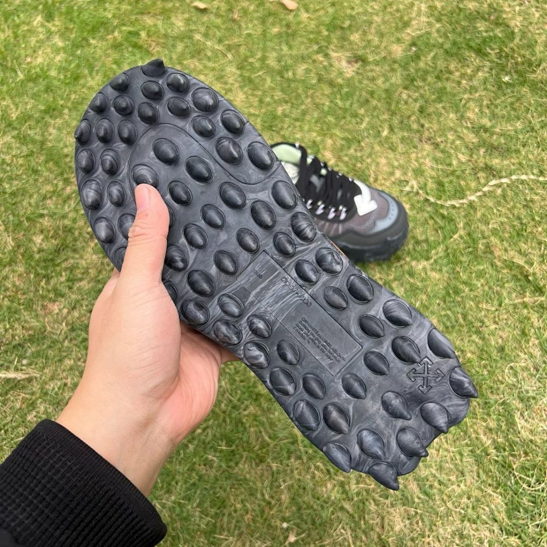 Off-White ODSY-1000 Black White Arrows Green Accent Sneakers Trainers