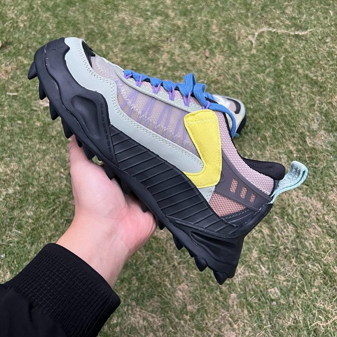 Off-White ODSY-1000 Sneakers Blue Laces Sage Green Pink Black Sole Translucent Designer Shoes
