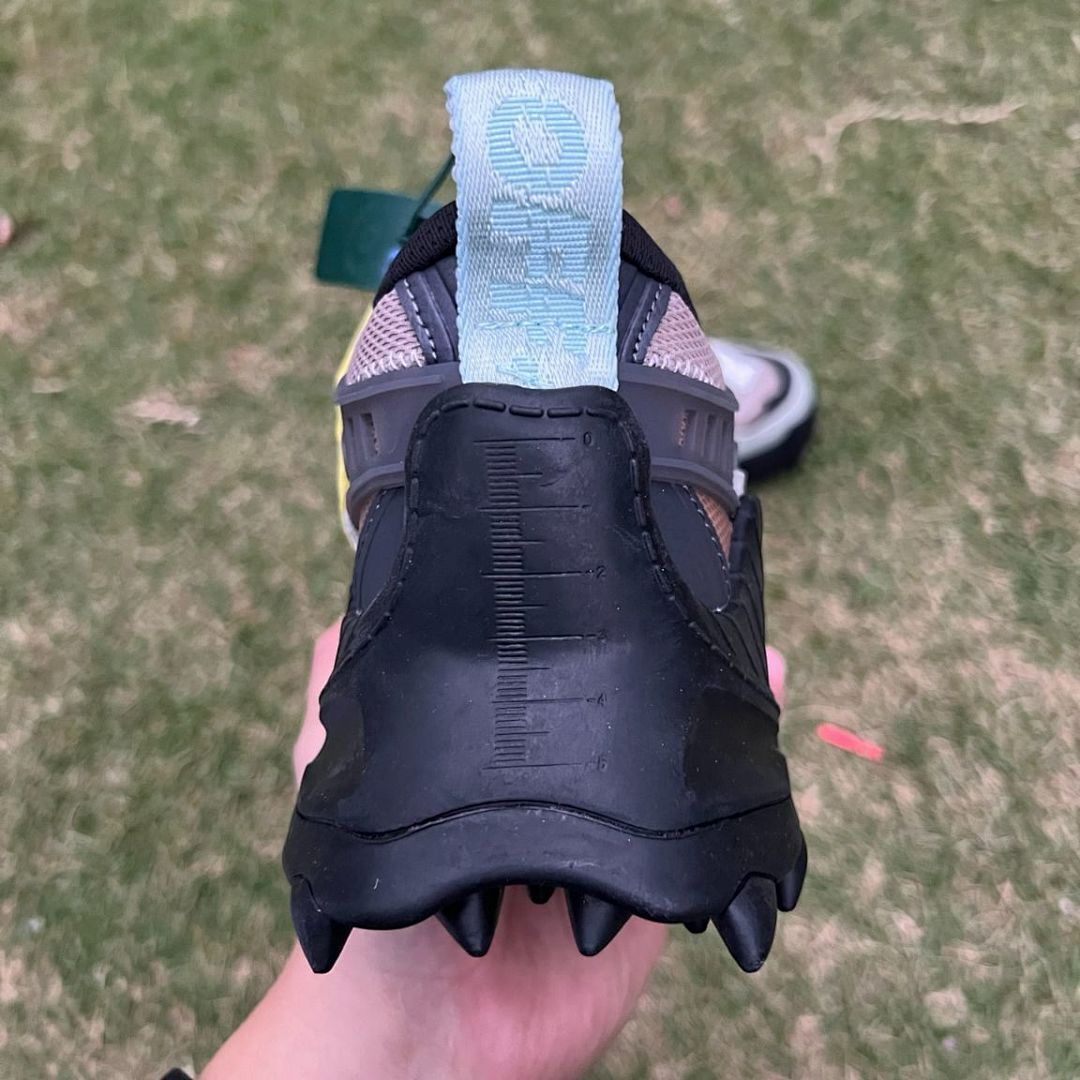 Off-White ODSY-1000 Sneakers Blue Laces Sage Green Pink Black Sole Translucent Designer Shoes
