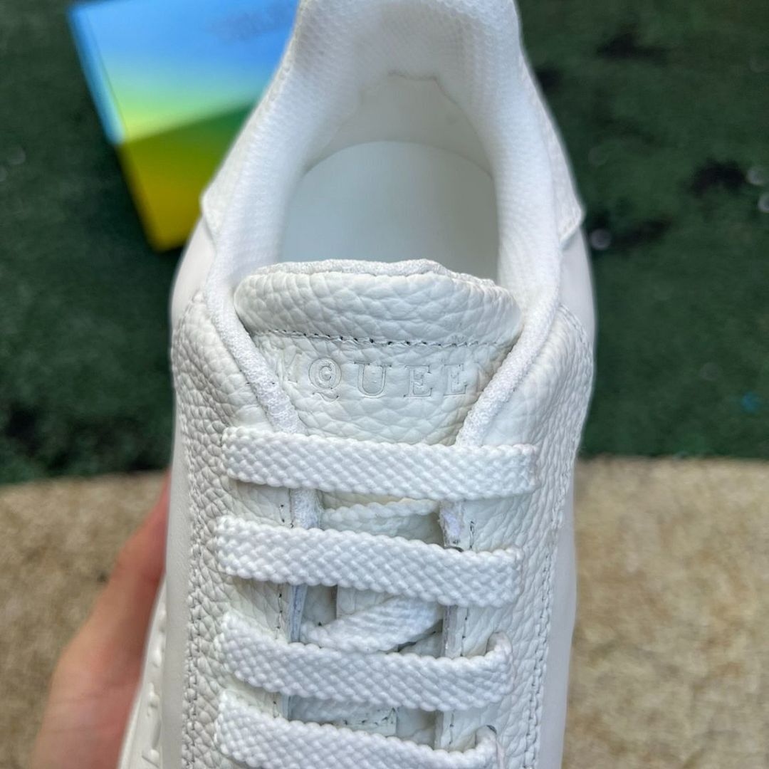 Alexander McQueen Oversized Sneaker White Leather Platform Trainers 553770 WHGP7 9000