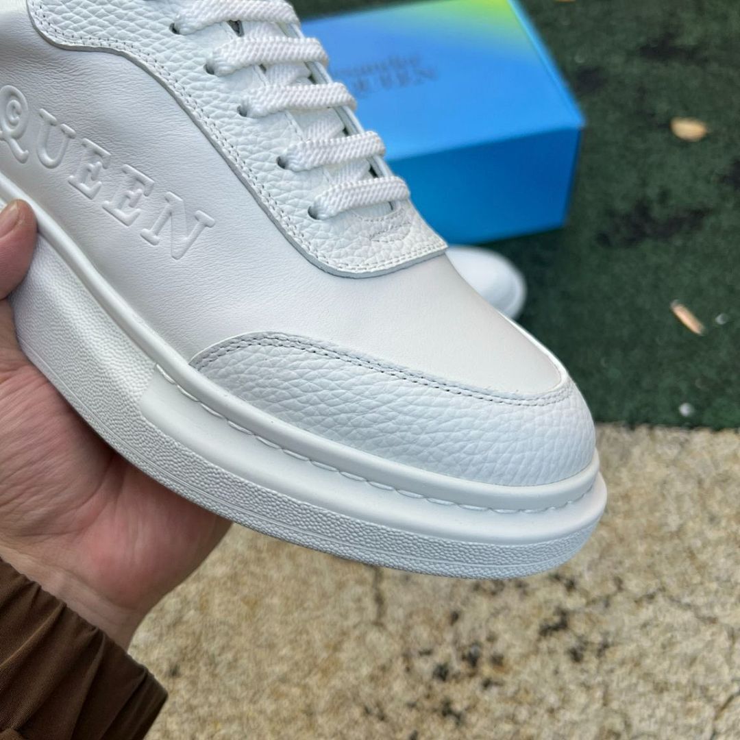 Alexander McQueen Oversized Sneaker White Leather Black Heel Tab 553770 WHGP7 9061
