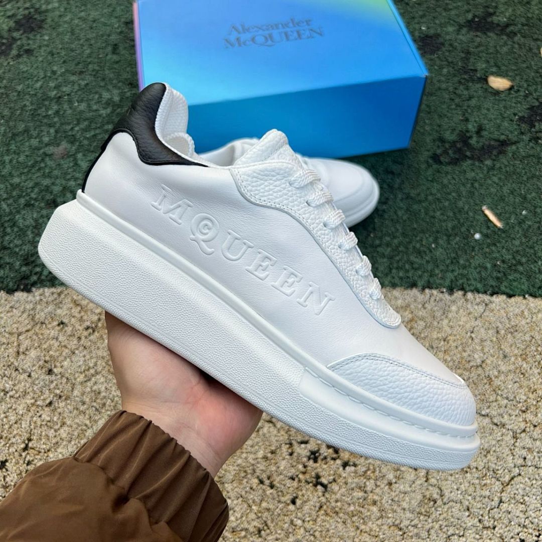 Alexander McQueen Oversized Sneaker White Leather Black Heel Tab 553770 WHGP7 9061