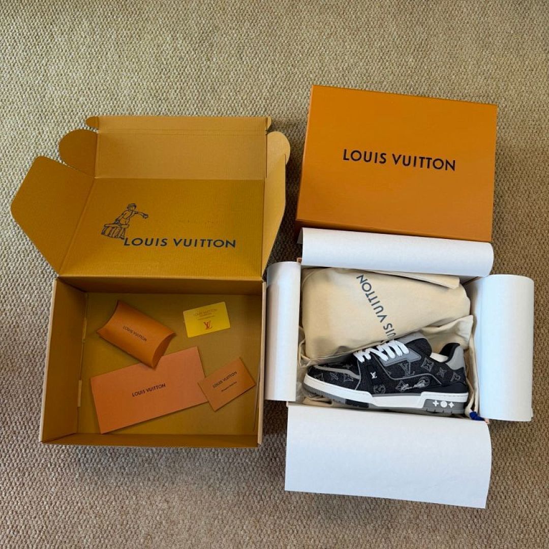 Louis Vuitton LV Trainer Sneaker Black Grey Washed Monogram Denim 1AAG10
