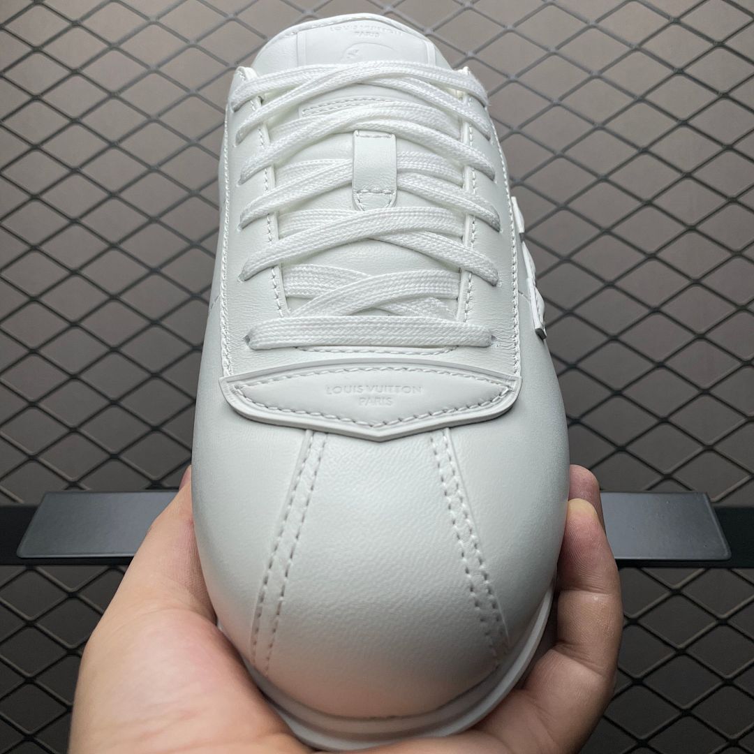 Louis Vuitton Run Away Sneaker White Leather Low Top 1A8KII
