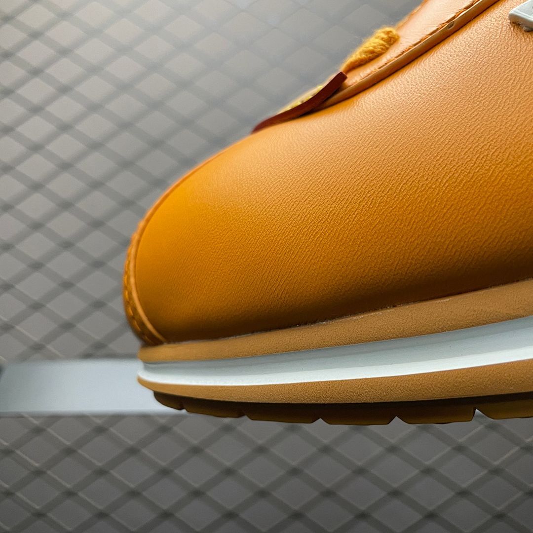Louis Vuitton LV Runner Tactic Sneaker Orange 1A9B6H