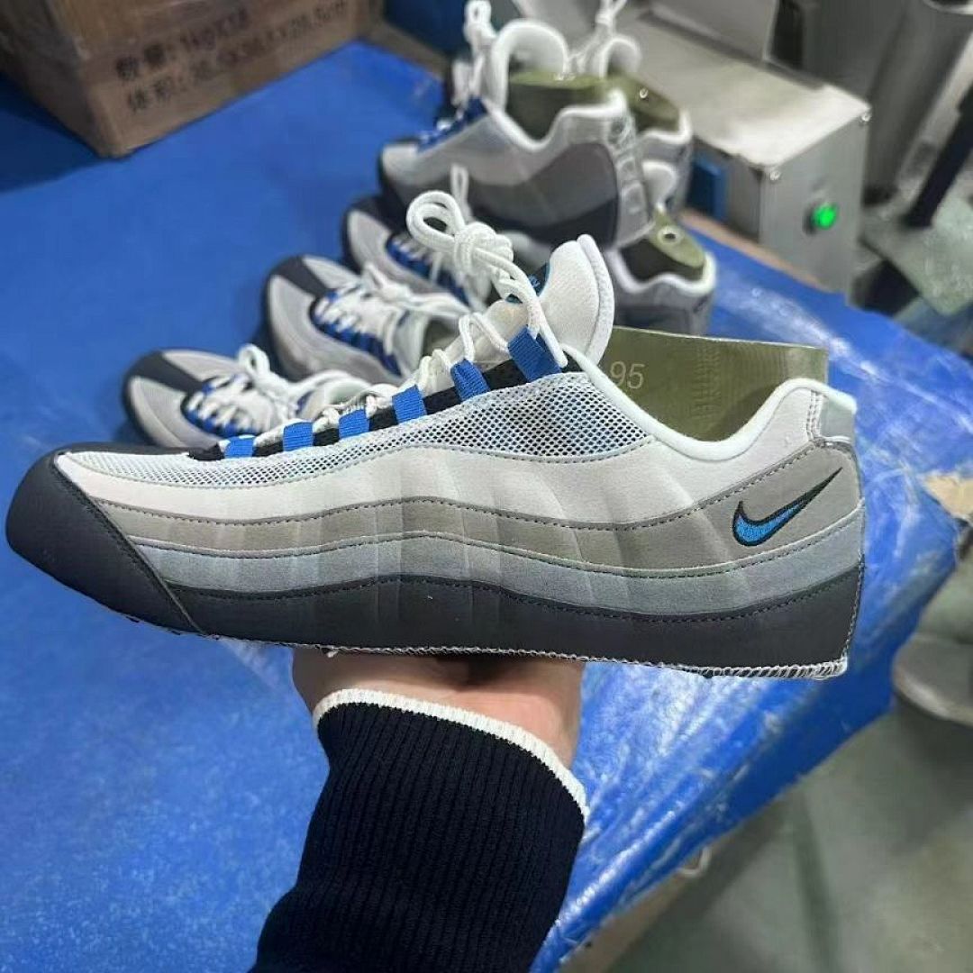 Nike Air Max 95 White Photo Blue Black Grey Gradient Sneakers Men's Women's Running Shoes Trainers Style Code 609048-103