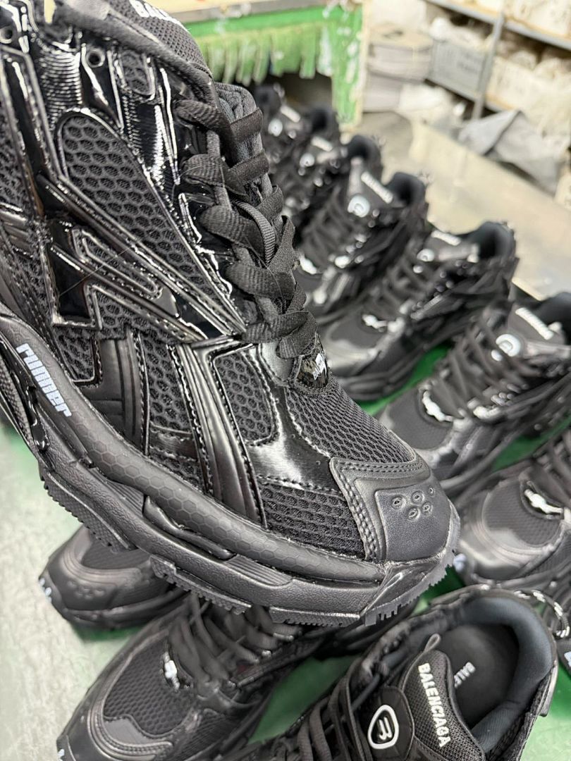 Balenciaga Runner Sneakers Black