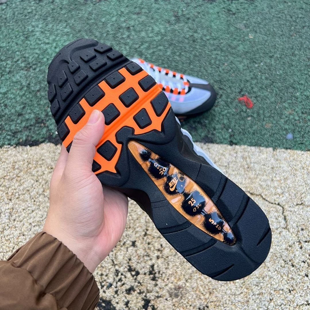 Nike Air Max 95 Total Orange Grey Black