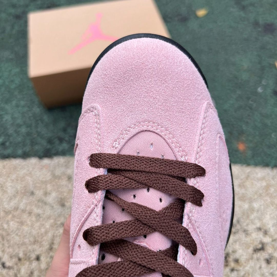 Air Jordan 6 Retro Travis Scott Pink Suede F&F Friends & Family Limited Edition Sneakers