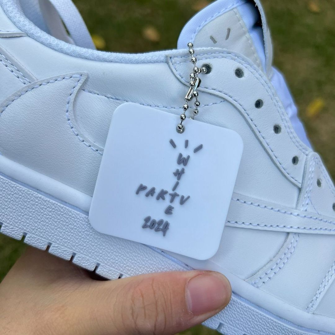 Travis Scott x Air Jordan 1 Low OG SP Sail University Red Phantom White DM7866-160 Cactus Jack Sneakers