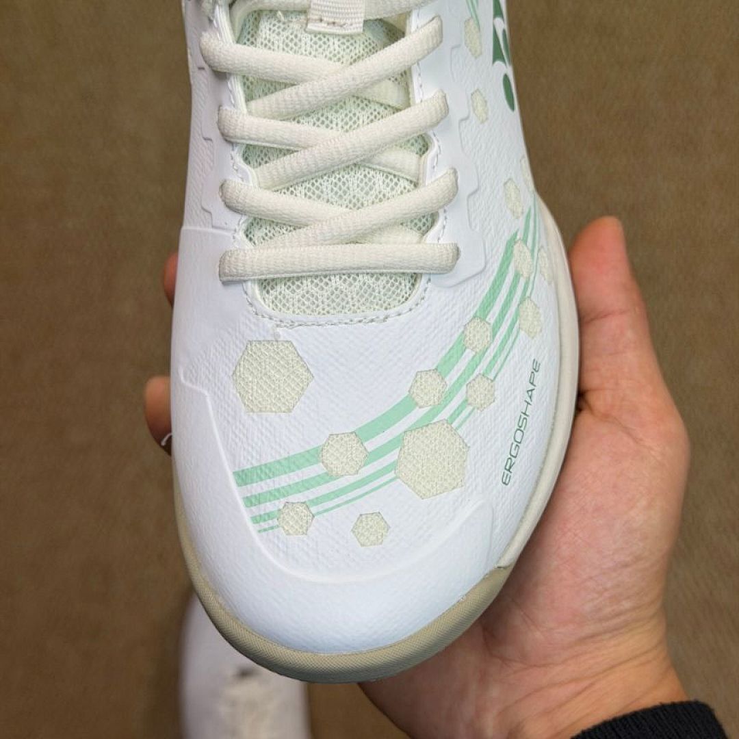 Yonex Strider Beat Badminton Shoes White Mint Green