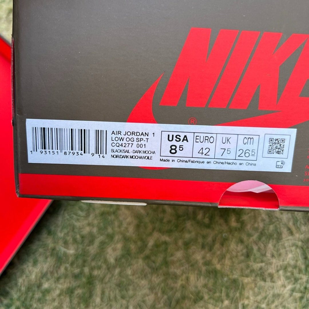 Travis Scott Air Jordan 1 Low Black Dark Mocha Reverse Swoosh