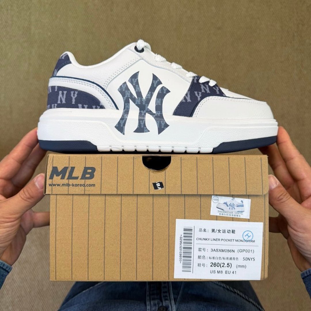 MLB New York Yankees Monogram Low Top Platform Sneakers White Navy