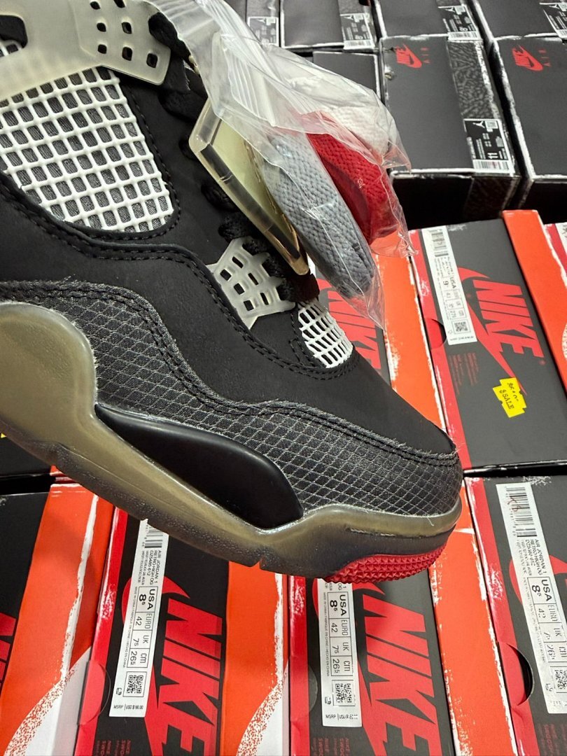 Off-White Air Jordan 4 Bred Black Red