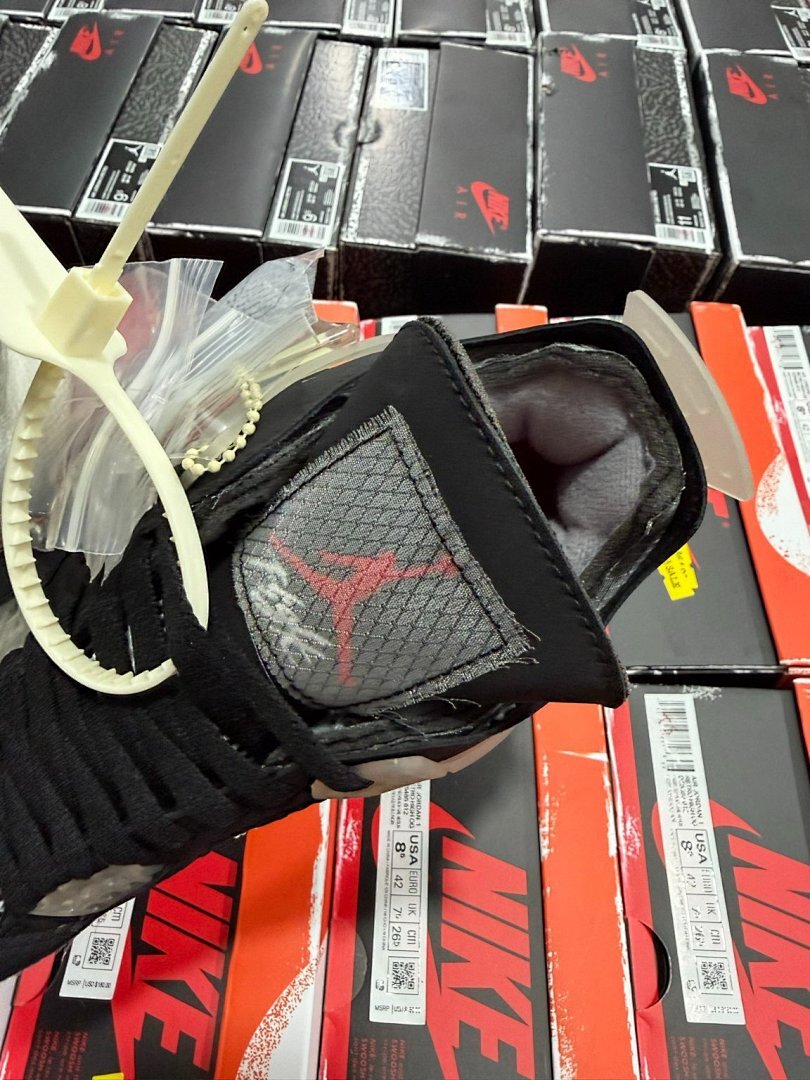 Off-White Air Jordan 4 Bred Black Red