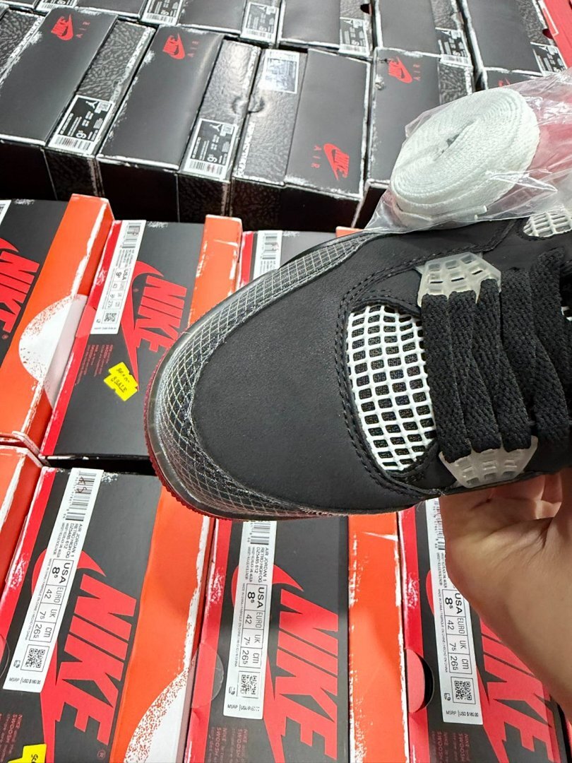 Off-White Air Jordan 4 Bred Black Red