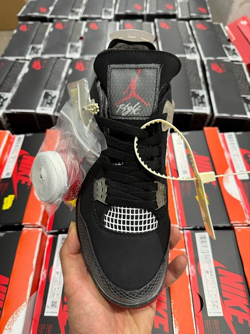 Off-White Air Jordan 4 Bred Black Red