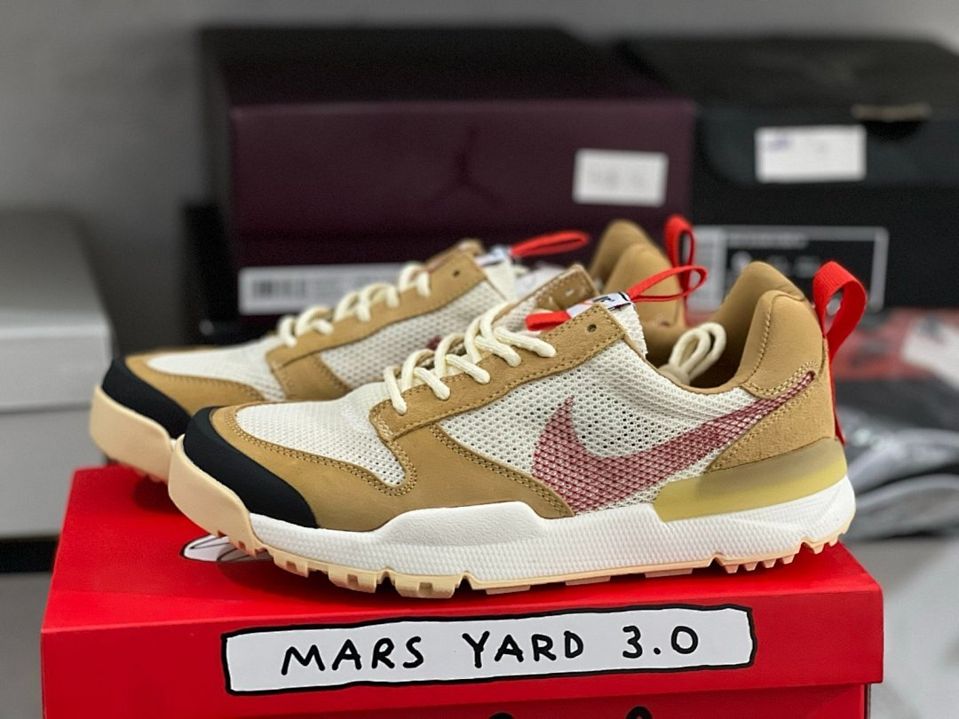 Nike Mars Yard 3.0 Trail Outdoor Lifestyle Sneakers Khaki Cream Red Black Men's