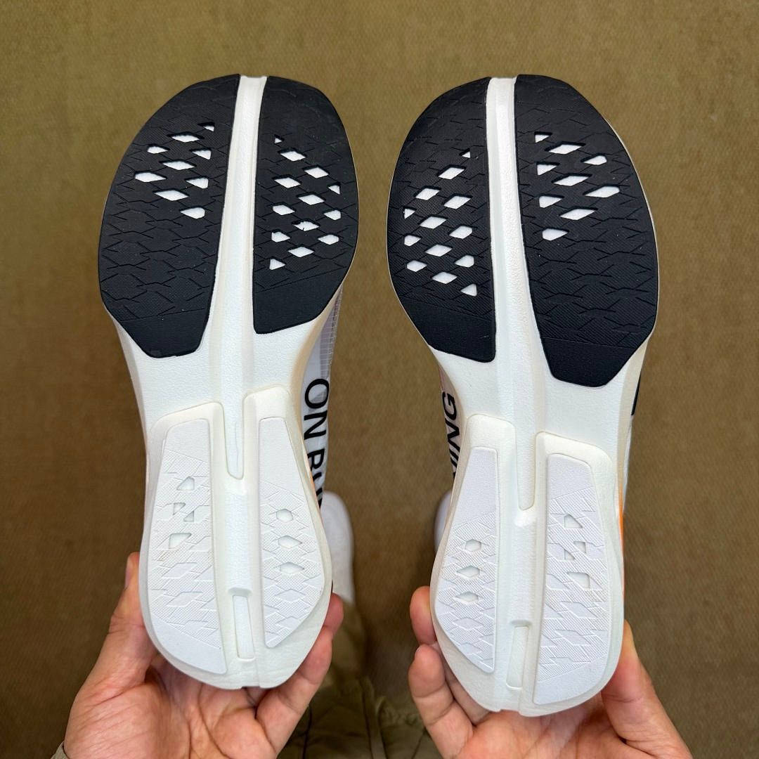 On Cloudboom Echo 3 Performance Running Shoes White Black Flame