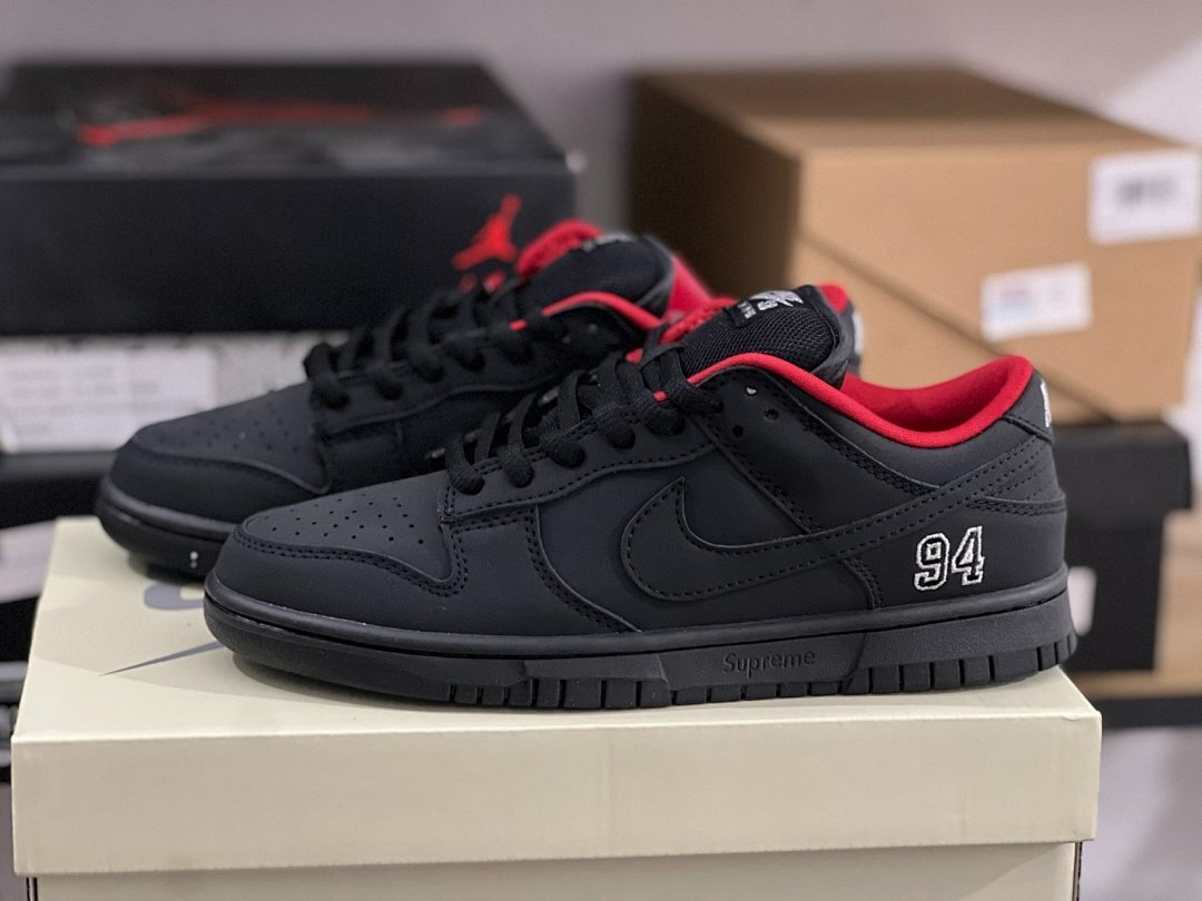 Nike SB Dunk Low Supreme '94 Black Varsity Red DH3228-001