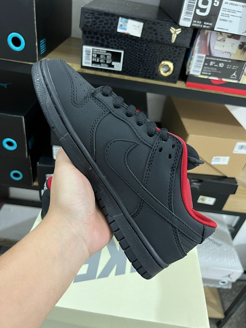 Nike SB Dunk Low Supreme '94 Black Varsity Red DH3228-001