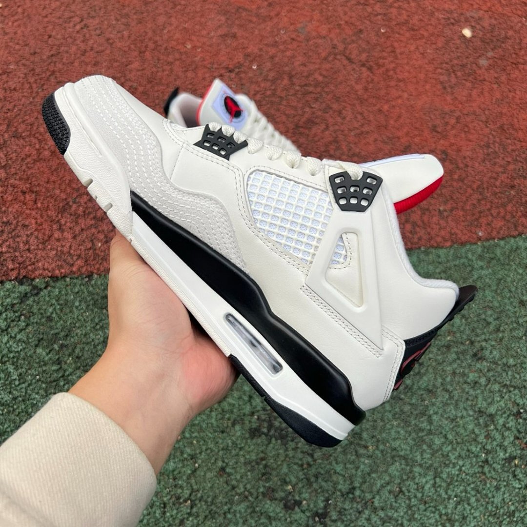 Air Jordan 4 Retro 'White & Black' 308497-106