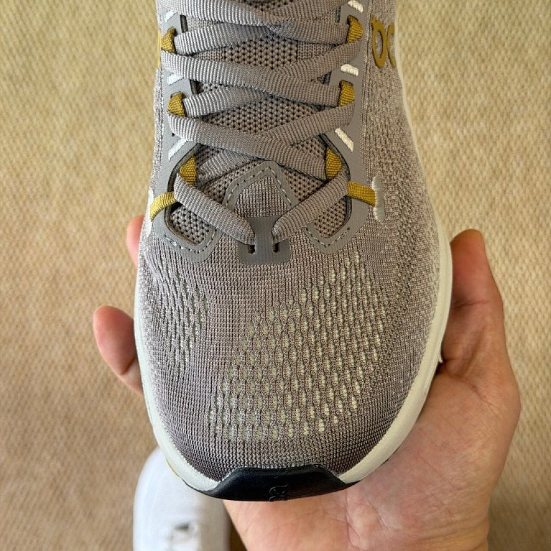 On Running Cloudmonster Running Shoes - Alloy/Glacier